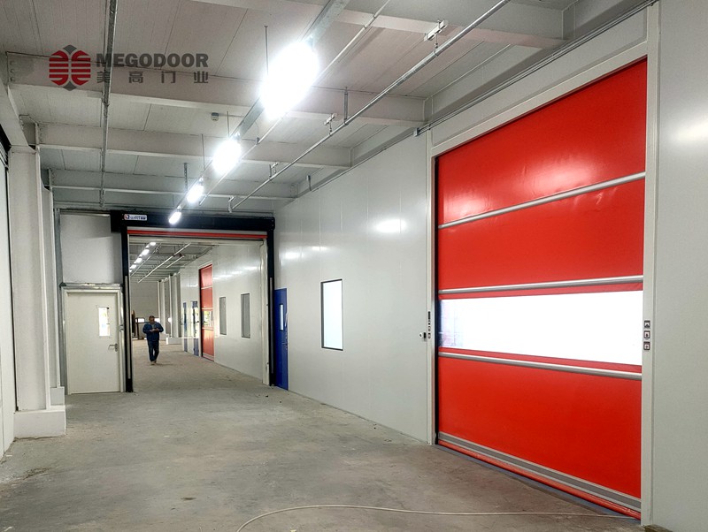 南京海陵藥業(yè)快速卷簾門安裝案例插圖 南京海陵藥業(yè)快速卷簾門安裝案例插圖