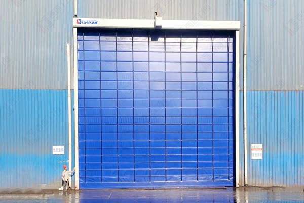 無(wú)錫快速堆積門(mén)廠家縮略圖