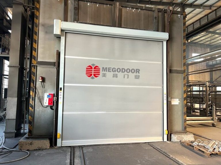 無錫硼砂房快速卷簾門縮略圖 無錫硼砂房快速卷簾門縮略圖